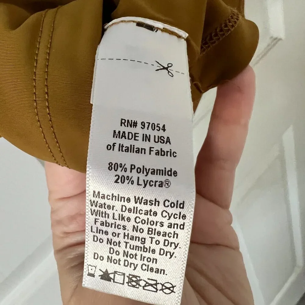 NWT LANSTON SPORT Hypnotic cutout sports bra (L) - Picture 8 of 11